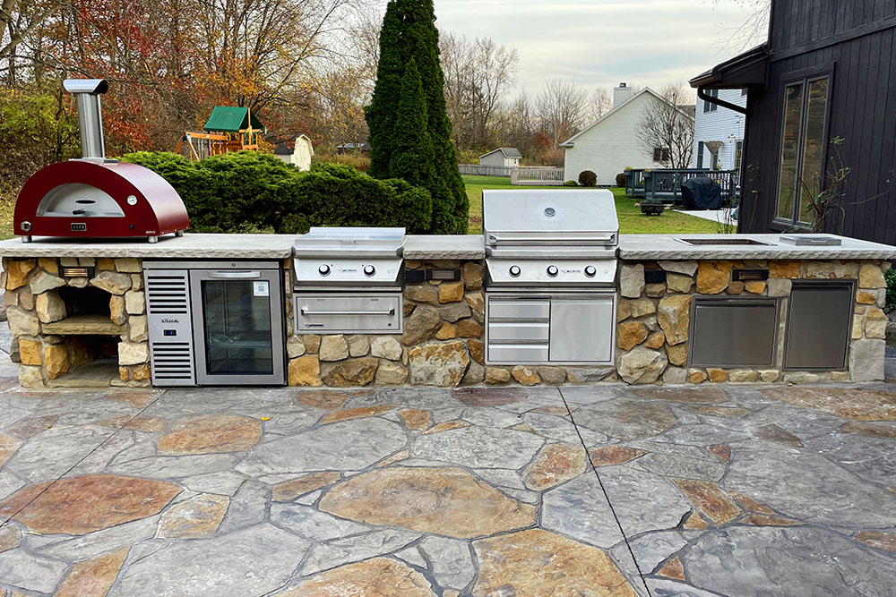 Outdoor Kitchen